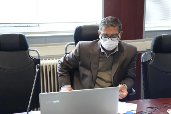  آگاهی و اشراف کامل به قوانین و پاسخگو بودن از وظایف مدیران و کارکنان دانشگاه است 7