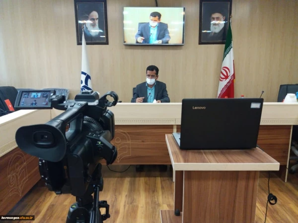 
در بیست و ششمین اجلاس مدیران استانی دانشگاه فرهنگیان صورت گرفت
 3