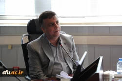 مهمترین نقش حراست دانشگاه حفاظت و صیانت از اعضای هیات علمی و غیر هیات علمی و دانشجو معلمان است 4