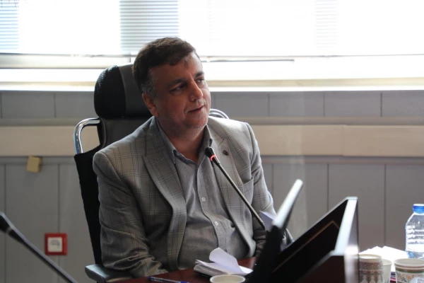 مهمترین نقش حراست دانشگاه حفاظت و صیانت از اعضای هیات علمی و غیر هیات علمی و دانشجو معلمان است 4