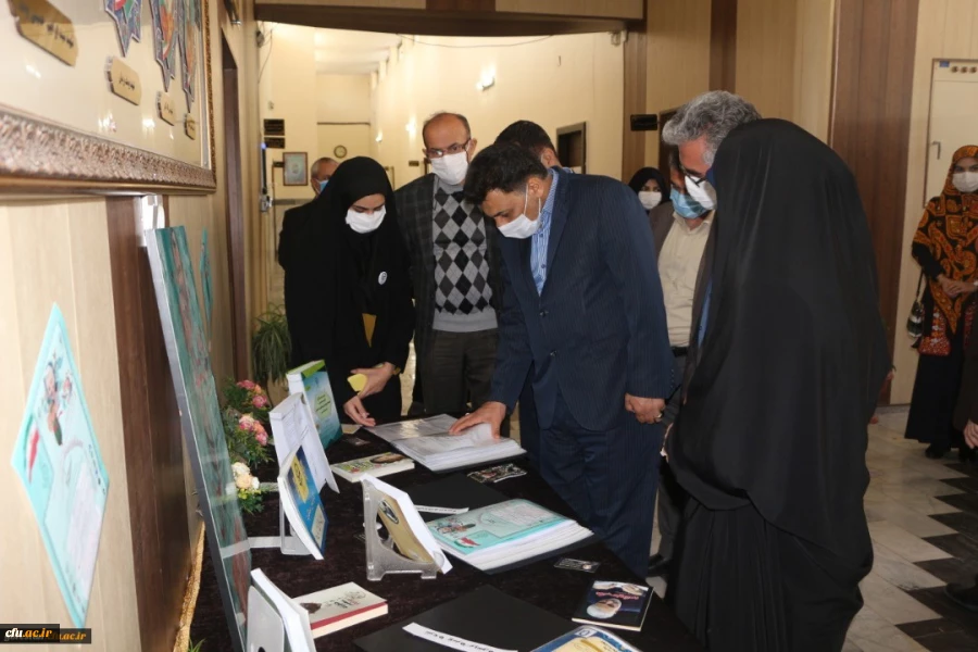 نشست تخصصی توسعه فرهنگی با محوریت تربیت معلم وگام دوم انقلاب
 7