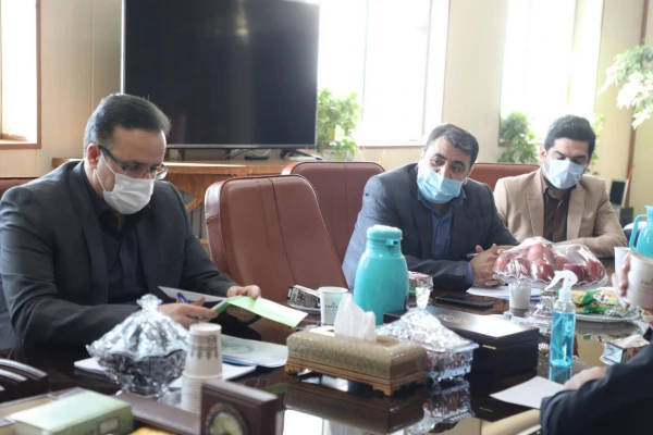 نشست هم اندیشی اداره کل امور حقوقی، املاک و قراردادها و رسیدگی به شکایات  3