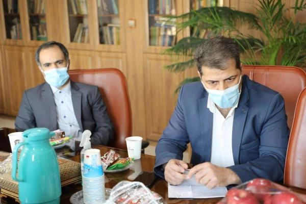 نشست هم اندیشی اداره کل امور حقوقی، املاک و قراردادها و رسیدگی به شکایات  8