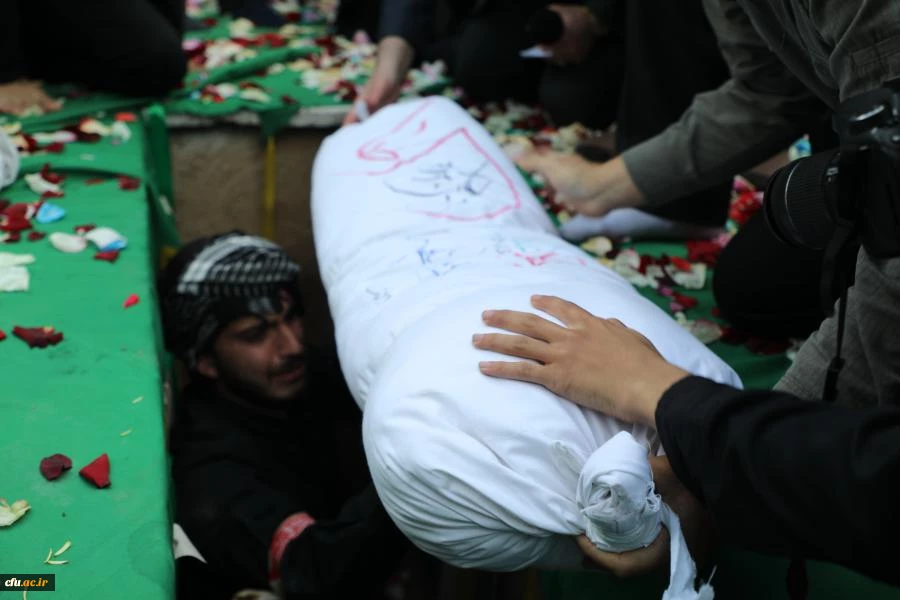 آیین تشییع و تدفین پیکر مطهر شهید گمنام