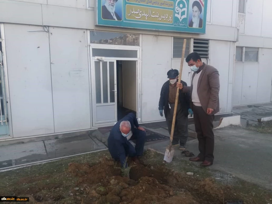 برگزاری مراسم روز درختکاری در دانشگاه فرهنگیان کردستان
 3