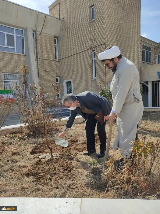 مراسم گرامیداشت هفته درخت و درختکاری در دانشگاه فرهنگیان استان آذربایجان غربی 6