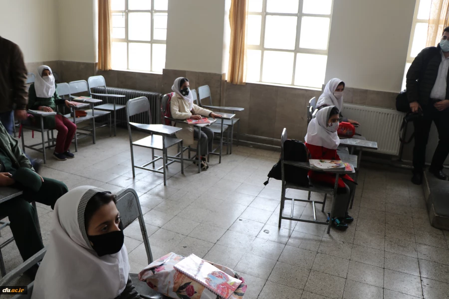 
بازدید مدیریت امور پردیس های استان و جانشین سپاه عاشورا از طرح معلم یار بسیج دانشجویی دانشگاه فرهنگیان استان
 6