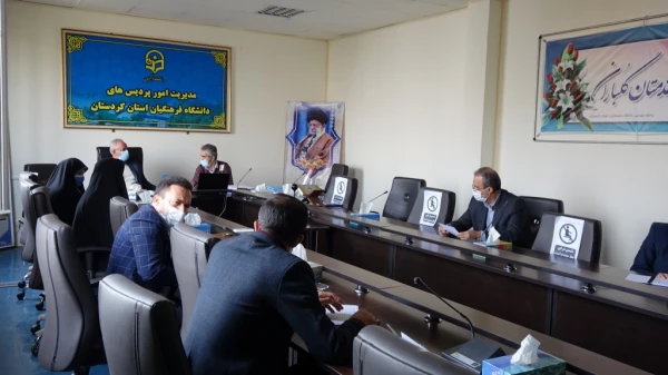 آیین تجلیل از پژوهشگران برتر دانشگاه فرهنگیان استان کردستان
 3