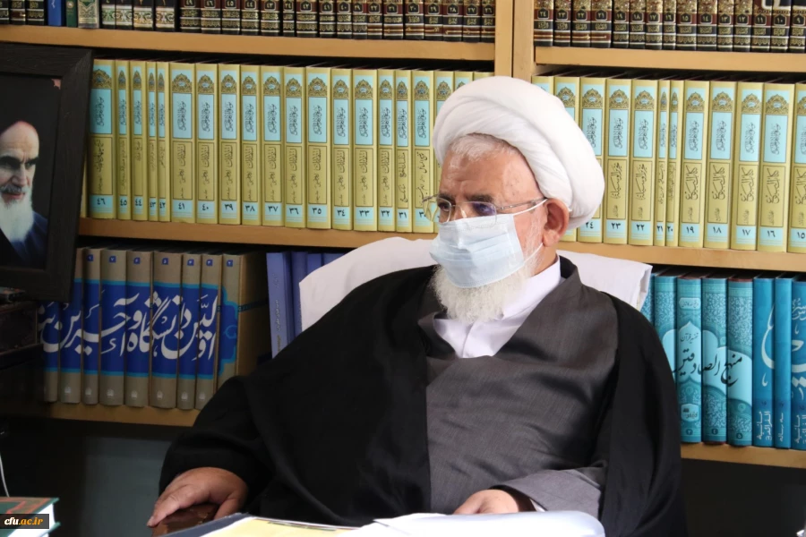 دیدار اعضای هیات رئیسه دانشگاه فرهنگیان یزد با نماینده محترم ولی فقیه و امام جمعه استان
 4