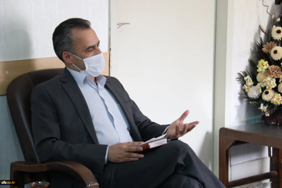 دیدار اعضای هیات رئیسه دانشگاه فرهنگیان یزد با نماینده محترم ولی فقیه و امام جمعه استان
 5