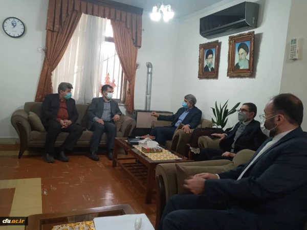 همه تلاش خود را بکار خواهیم بست تا دانشگاه در راستای توسعه به اهداف خود برسد. 2