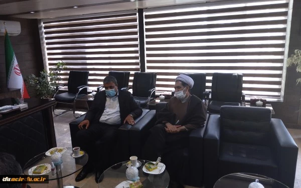 دیدار نوروزی رئیس دانشگاه فرهنگیان کرمان با مدیرکل آموزش و پرورش استان 2