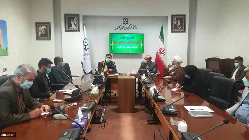 دانشجومعلمان دانشگاه باید با فرهنگ شهادت و سیره شهیدان آشنا شوند
 2