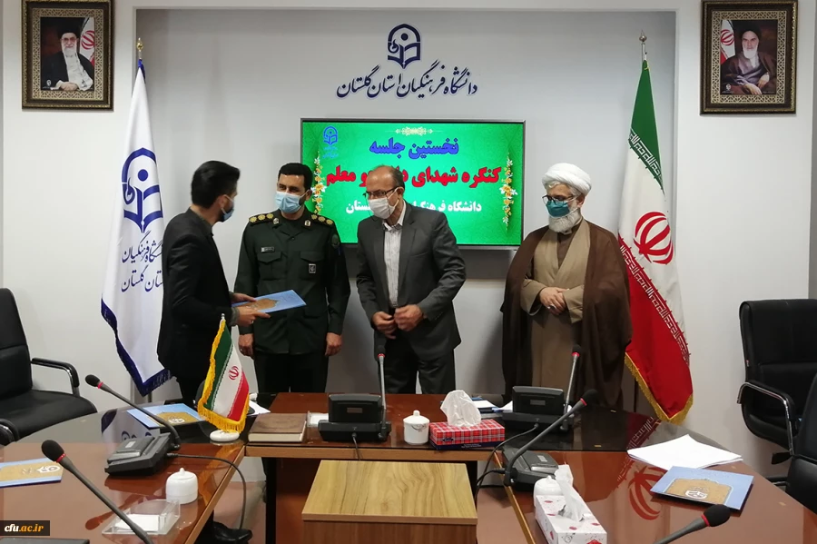 دانشجومعلمان دانشگاه باید با فرهنگ شهادت و سیره شهیدان آشنا شوند
 3