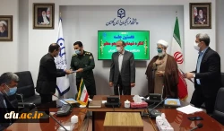 دانشجومعلمان دانشگاه باید با فرهنگ شهادت و سیره شهیدان آشنا شوند
 4