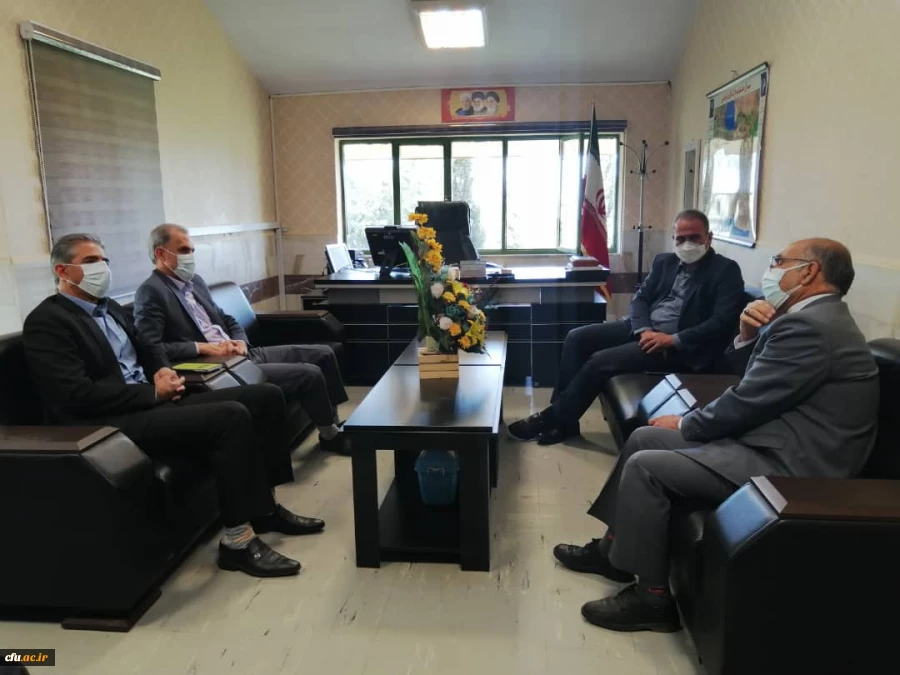 دیدار اعضای هیات رئیسه دانشگاه فرهنگیان استان ایلام با استاندار 