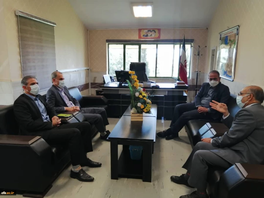دیدار اعضای هیات رئیسه دانشگاه فرهنگیان استان ایلام با استاندار 
