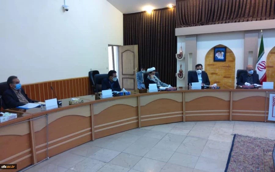 استاندار کرمان،توجه به دانشگاه فرهنگیان رالازم دانست و استفاده از ظرفیت مجمع خیرین درراستای توسعه برنامه های دانشگاه فرهنگیان راموردتاکید قرار داد  4