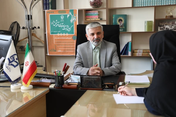 دکتر سمیعی سرپرست معاونت آموزشی و تحصیلات تکمیلی در گفتگو با روابط عمومی دانشگاه  3