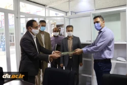 تقدیر از کارکنان حوزه آموزش پردیس های دانشگاه فرهنگیان یزد در دهه سرآمدی آموزش
 4