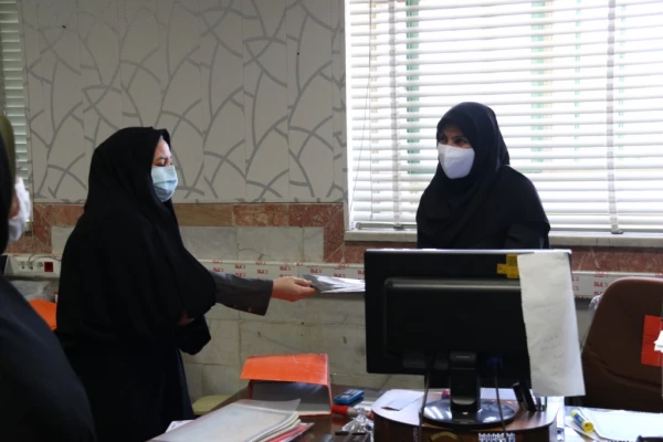 تقدیر از کارکنان حوزه آموزش پردیس های دانشگاه فرهنگیان یزد در دهه سرآمدی آموزش
 11