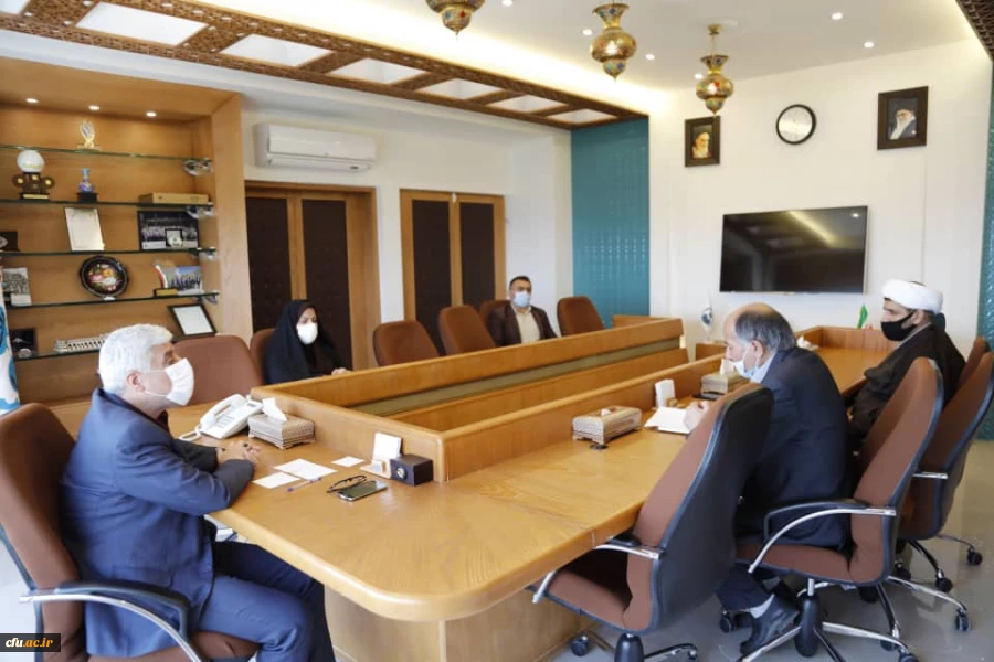 بررسی طرح تعاون بین دانشگاه اصفهان و دانشگاه فرهنگیان استان اصفهان 3