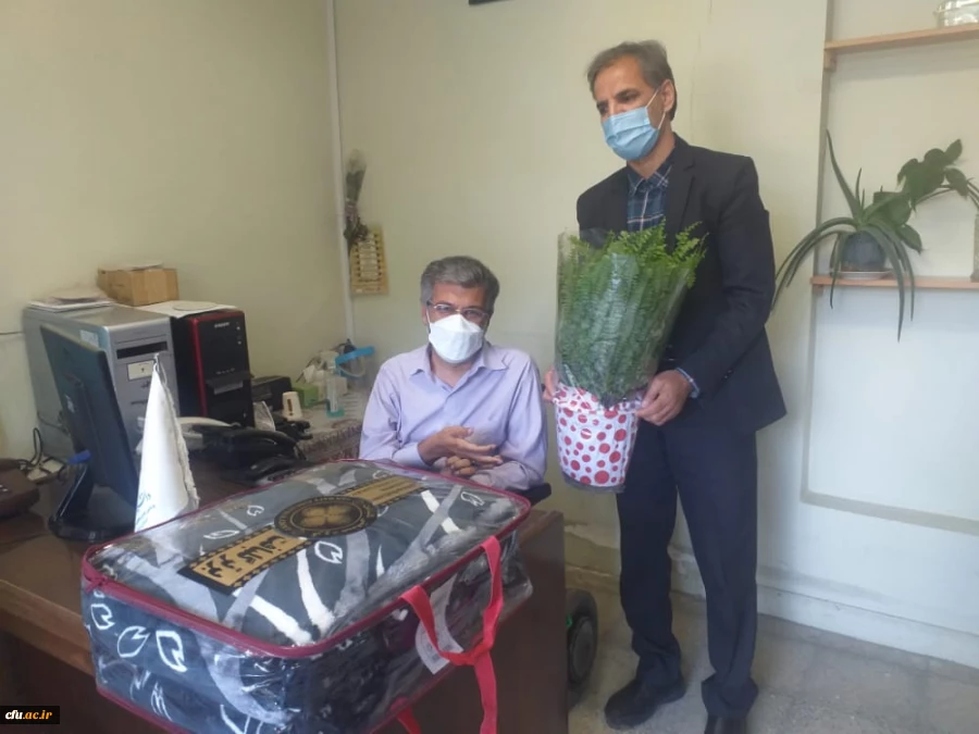 بررسی چالش های حوزه روابط عمومی در دانشگاه فرهنگیان استان اصفهان و گرامی داشت روز ارتیاطات 5