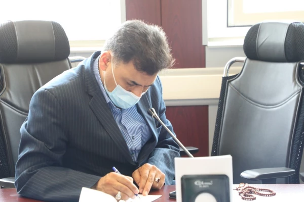 برگزاری همایش ملی با موضوعیت آموزش مجازی،ظرفیت ها وبایسته های آن و با محوریت مسائل فرهنگی وتربیتی با مشارکت دانشگاه فرهنگیان و سازمان پژوهش وبرنامه ریزی 5