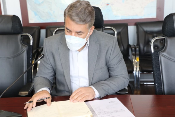 برگزاری همایش ملی با موضوعیت آموزش مجازی،ظرفیت ها وبایسته های آن و با محوریت مسائل فرهنگی وتربیتی با مشارکت دانشگاه فرهنگیان و سازمان پژوهش وبرنامه ریزی 9