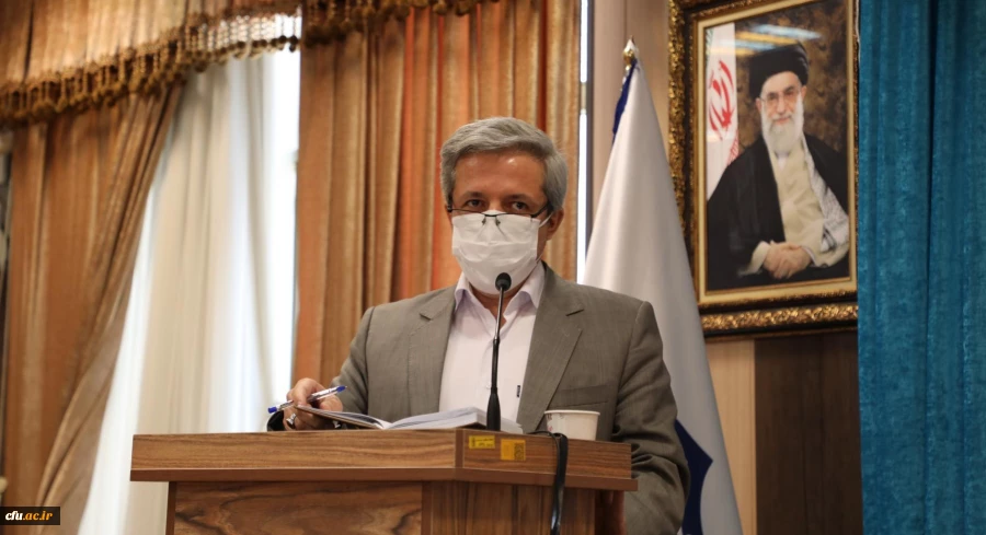 آقای میرمعینی مدیر کل امور فرهنگی 2