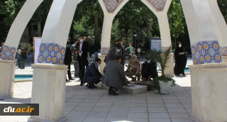 به مناسبت هفنه روابط عمومی و ارتباطات صورت پذیرفت؛

آیین غبارروبی از گلزار شهدای گمنام دانشگاه فرهنگیان شهید بهشتی مشهد