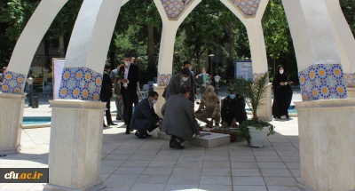 به مناسبت هفنه روابط عمومی و ارتباطات صورت پذیرفت؛

آیین غبارروبی از گلزار شهدای گمنام دانشگاه فرهنگیان شهید بهشتی مشهد