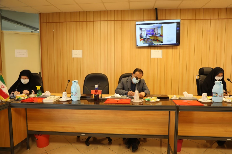 وظیفه تشکل ها در انتخابات بستر سازی و تشویق به حضور حداکثری و ترویج انتخاب اصلح بر اساس شاخص های مقام معظم رهبری است 7