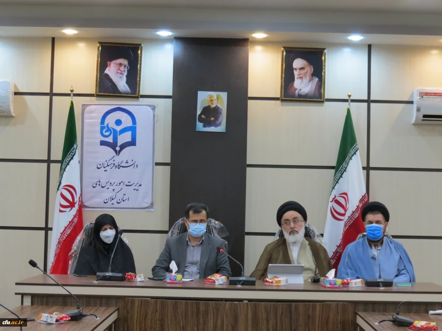 اتفاقی که با رهبری امام (ره) در ایران صورت پذیرفت، از بزرگترین رویدادی است که در قرن بیستم در جهان رخ داده است و این اتفاق نقطه عطفی برای مبارزات ملتهای آزادیخواه می باشد. 2