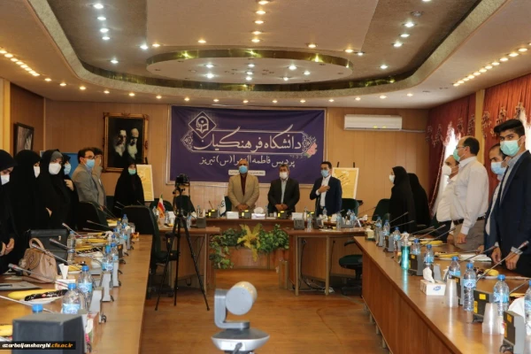 
اولین همایش ملی دانش(موضوعی-تربیتی) آموزش علوم تجربی در پردیس فاطمه الزهرا(س) تبریز برگزار شد.
 4