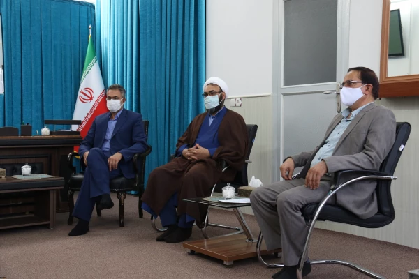 دیدار هیات رئیسه دانشگاه فرهنگیان یزد با رئیس مجمع نمایندگان استان در مجلس شورای اسلامی 7