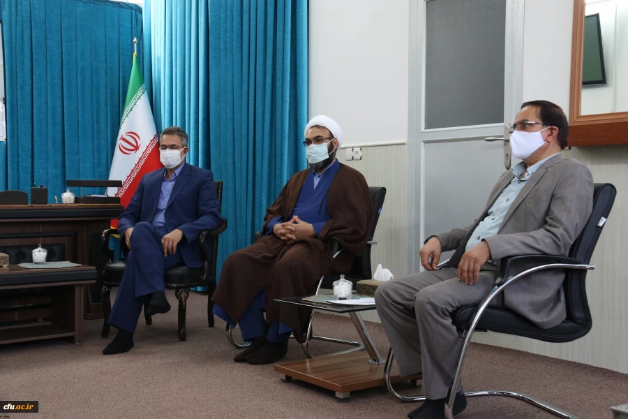 دیدار هیات رئیسه دانشگاه فرهنگیان یزد با رئیس مجمع نمایندگان استان در مجلس شورای اسلامی 7