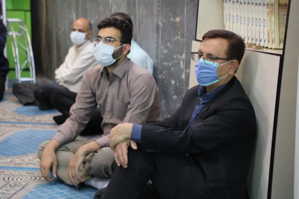 مکتب امام خمینی (ره) ترسیم کننده مسیر حرکت رهبران و مجاهدان انقلابی، اسلامی است 15