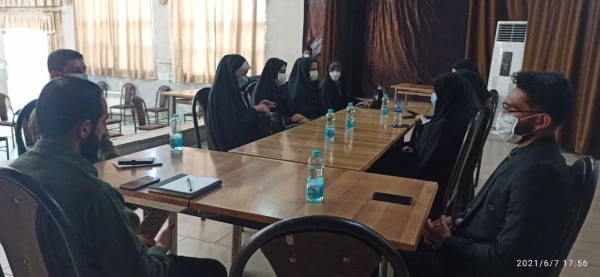 نشست صمیمانه مسئول مرکز بسیج دانشجویی دانشگاه فرهنگیان با اعضای شورای بسیج دانشجویی دانشگاه فرهنگیان استان سمنان 2