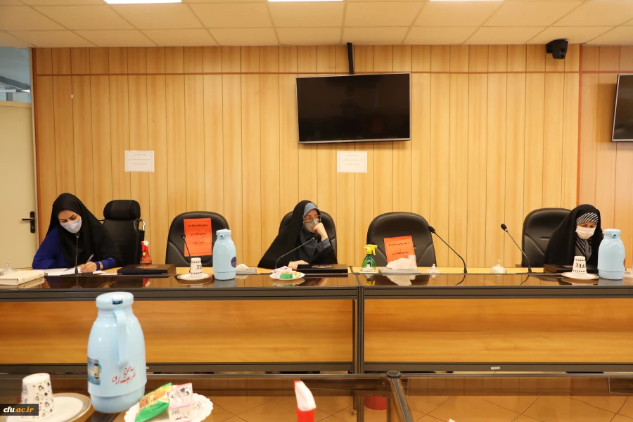 چهل و پنجمین جلسه شورای پژوهشی دانشگاه فرهنگیان برگزار شد 4