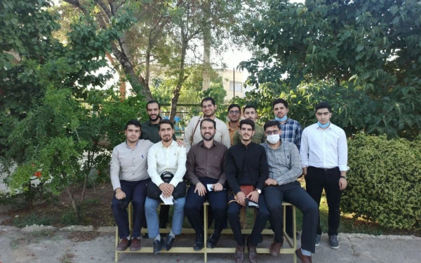 نشست صمیمانه مسئول مرکز بسیج دانشجویی دانشگاه فرهنگیان با اعضای شورای بسیج دانشجویی دانشگاه فرهنگیان استان سمنان 4