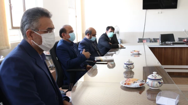 دیدار هیات رئیسه دانشگاه فرهنگیان یزد با نماینده مردم تفت و میبد در مجلس شورای اسلامی 4