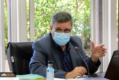 رئیس دانشگاه فرهنگیان، در جلسه هیأت امنای دانشگاه:

مهرماه سال 1400،  حدود 77 هزار نفرمعلم فارغ التحصیل از دانشگاه فرهنگیان، به کلاس درس خواهند رفت