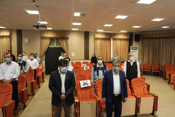 تقدیر از زحمات نیروهای خدماتی سازمان مرکزی در مراسم تشییع و تدفین شهید گمنام 12