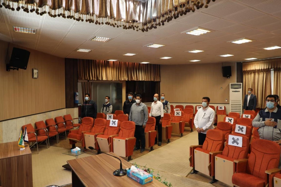 تقدیر از زحمات نیروهای خدماتی سازمان مرکزی در مراسم تشییع و تدفین شهید گمنام 13