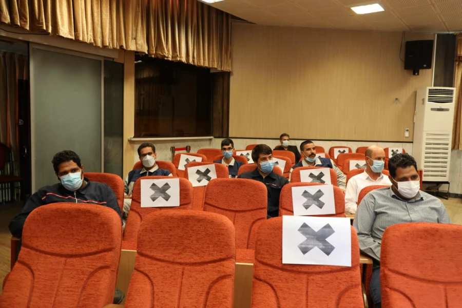 تقدیر از زحمات نیروهای خدماتی سازمان مرکزی در مراسم تشییع و تدفین شهید گمنام 15