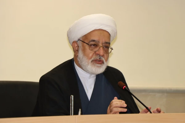 بازدید حسن محمدپور سرپرست مدیریت امور پردیس های استان قم از پژوهشگاه حوزه و دانشگاه 3