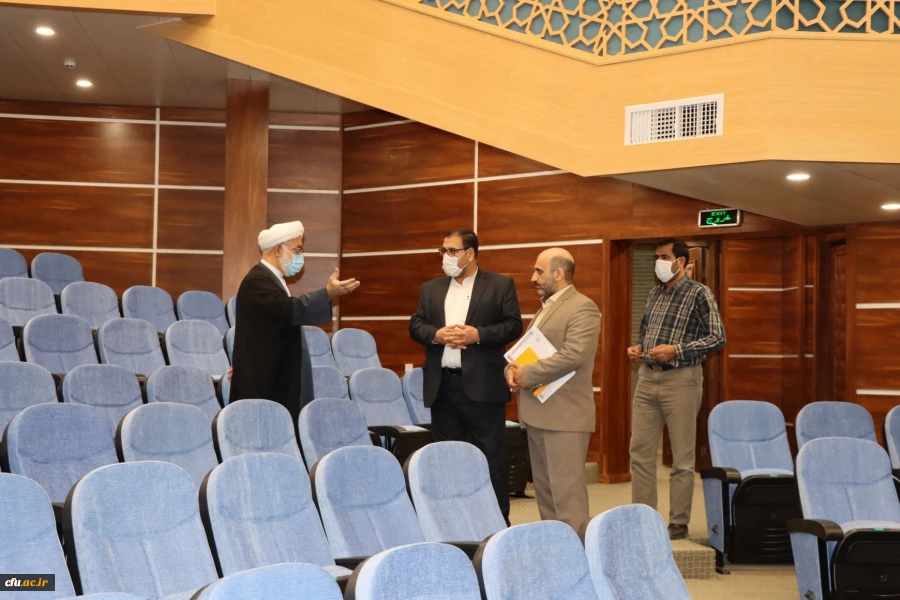 بازدید حسن محمدپور سرپرست مدیریت امور پردیس های استان قم از پژوهشگاه حوزه و دانشگاه 7