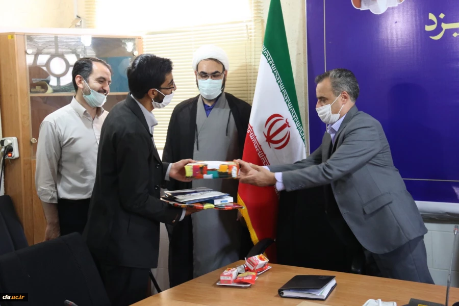 مراسم تکریم و معارفه مسئول بسیج دانشجویی دانشگاه فرهنگیان یزد
 3