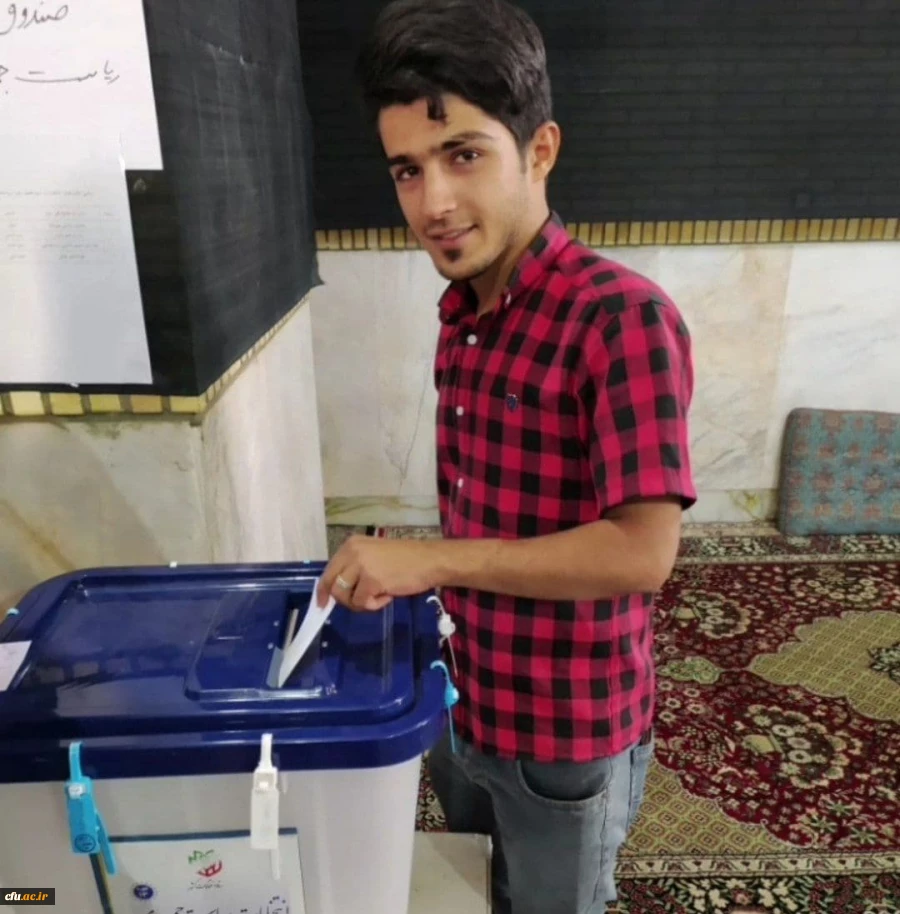 حضور پرشور دانشجومعلمان دانشگاه فرهنگیان یزد در انتخابات 1400 به روایت تصویر
 7